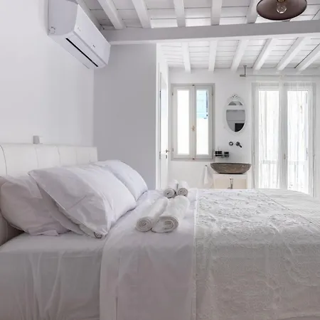 Aniko Chora Holiday home *